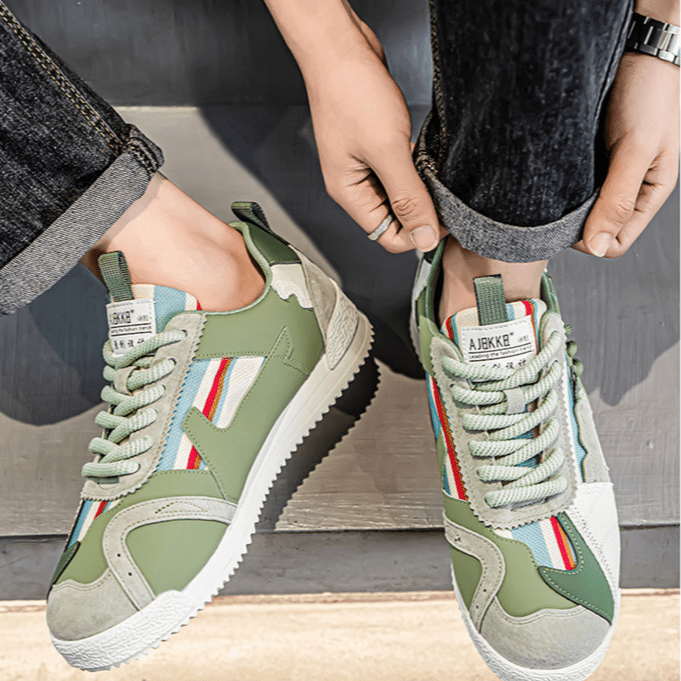 UNIQ™ | Limited Edition Retro Sneakers