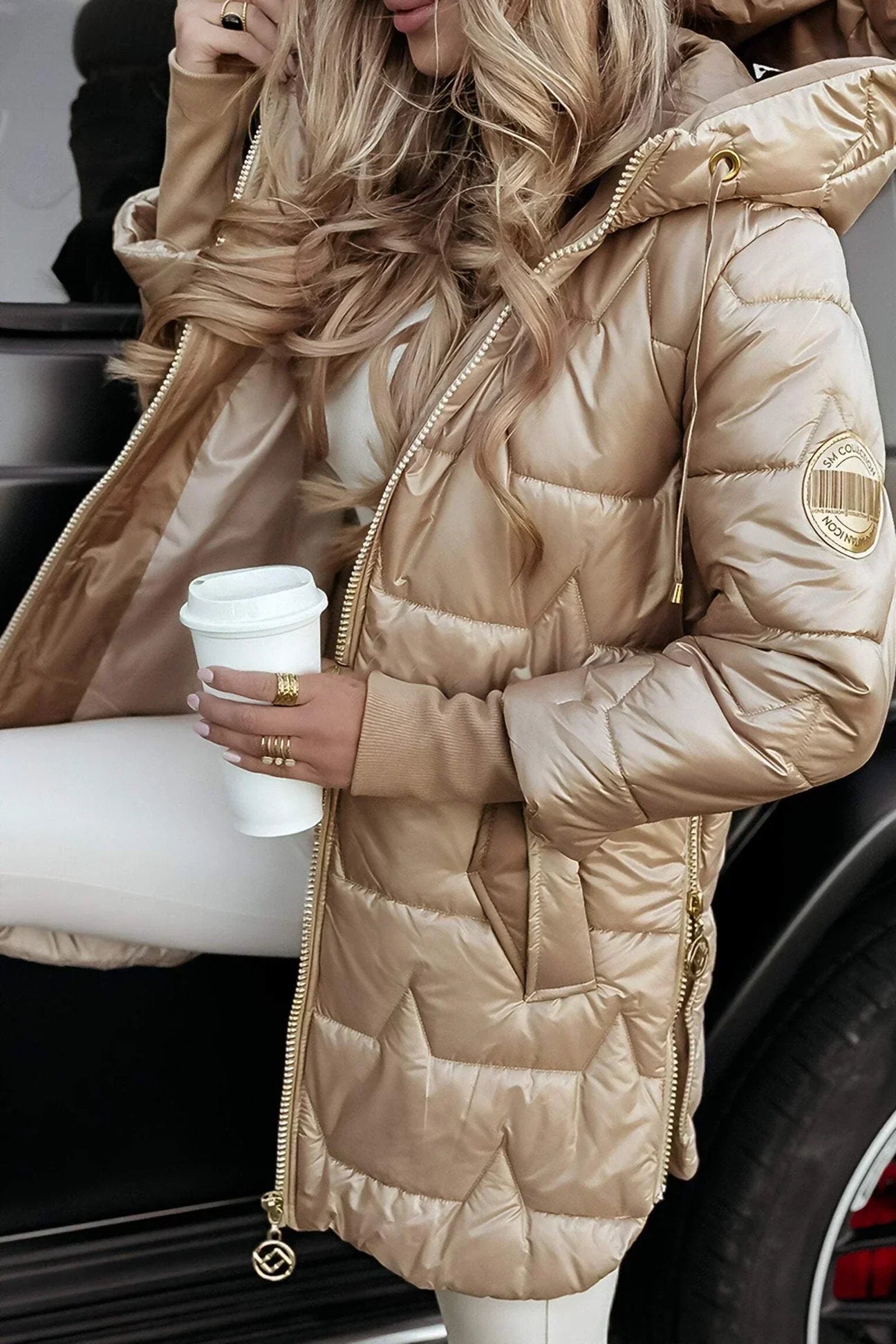 Astrid-Noor™  | Elegante winterjas met capuchon en voering