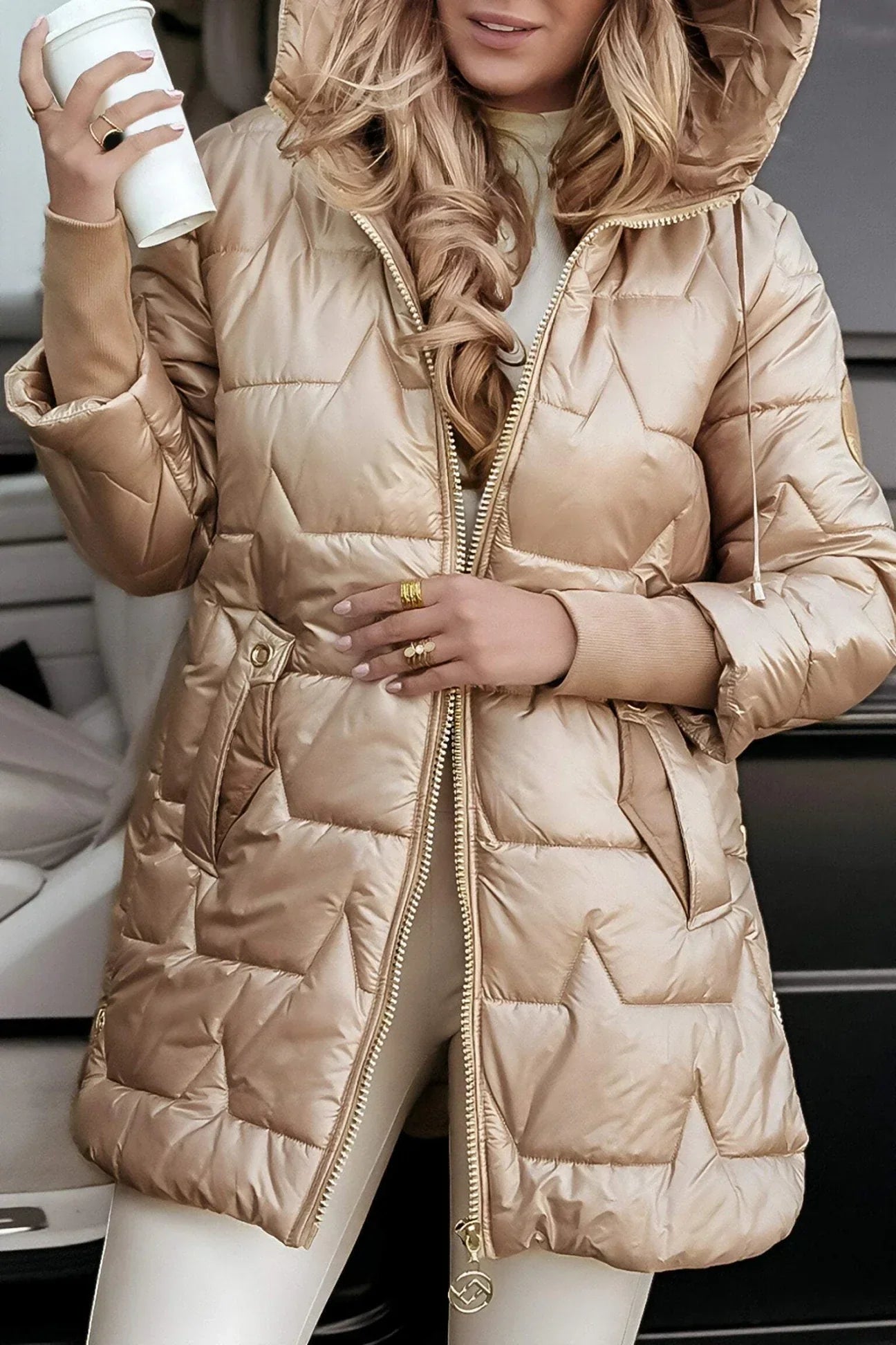 Astrid-Noor™  | Elegante winterjas met capuchon en voering